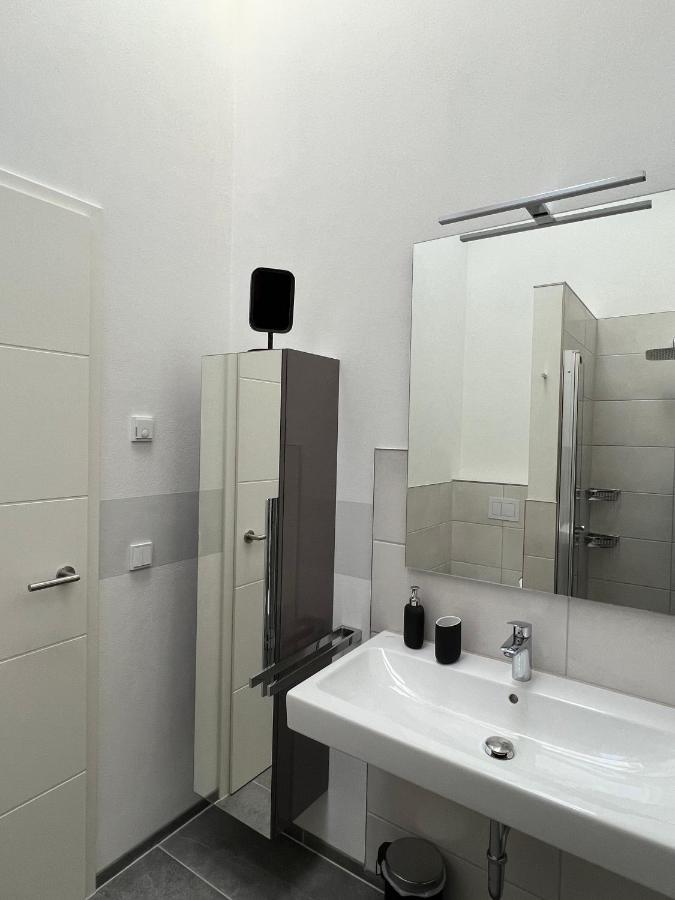 Ferienhaus Auszeit Mit Sauna Schwarz Εξωτερικό φωτογραφία