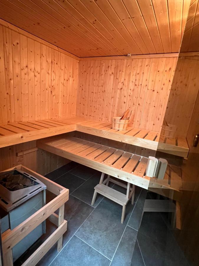 Ferienhaus Auszeit Mit Sauna Schwarz Εξωτερικό φωτογραφία
